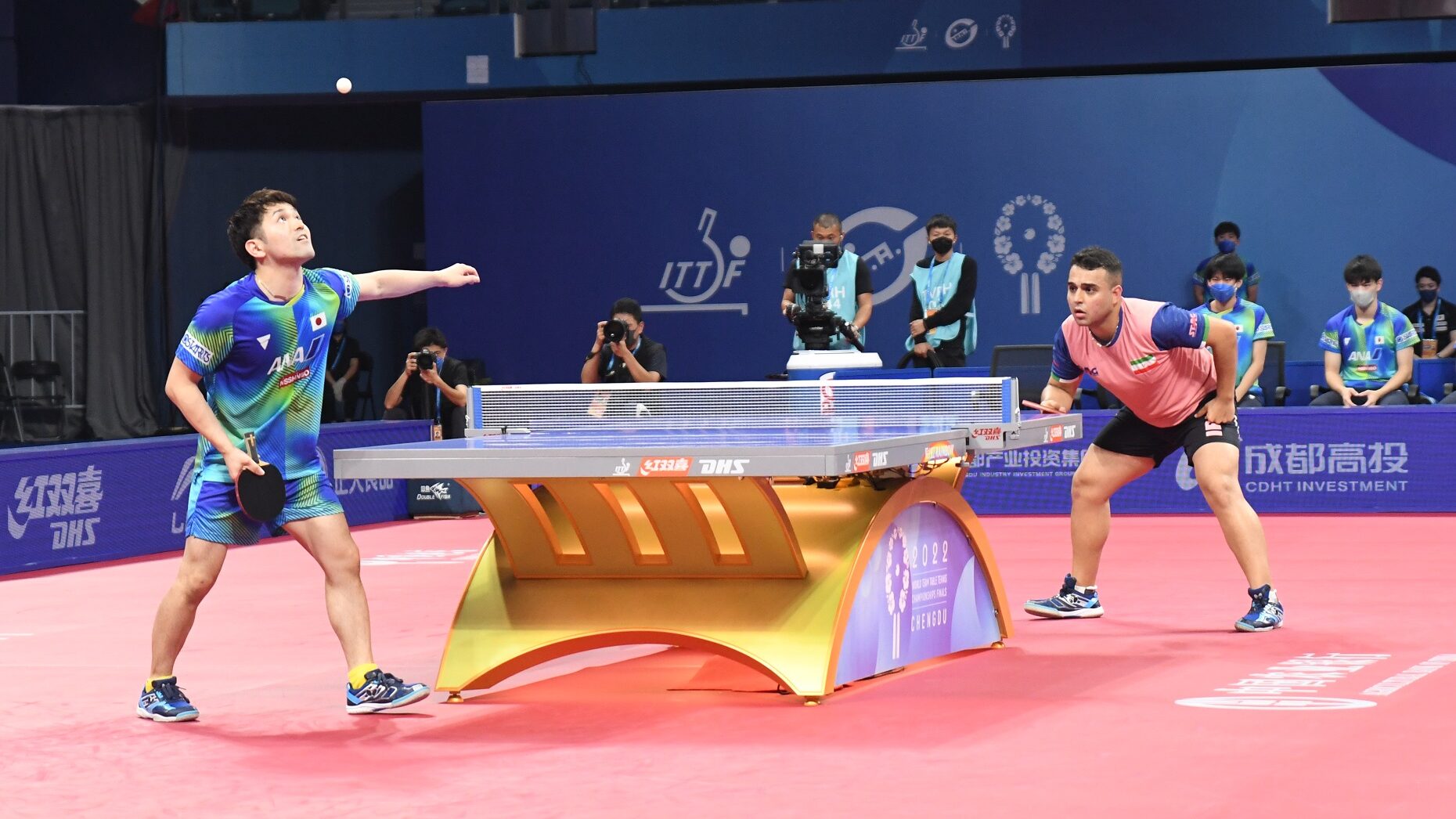 2022世界選手権成都大会（団体戦） 男女日本チームは初戦を制す