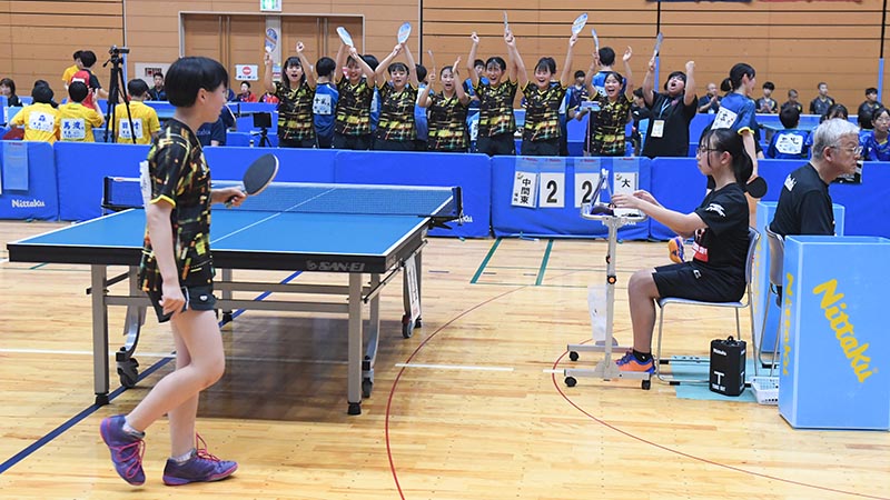 全中卓球新潟大会・女子団体戦第1ステージ、四天王寺は圧巻の全勝